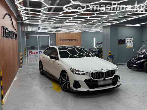 BMW 5 серии VIII (G60/G61/G68) 530i xDrive 2.0, 2024 Бишкек