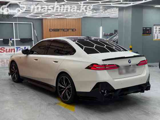 BMW 5 серии VIII (G60/G61/G68) 530i xDrive 2.0, 2024 Бишкек