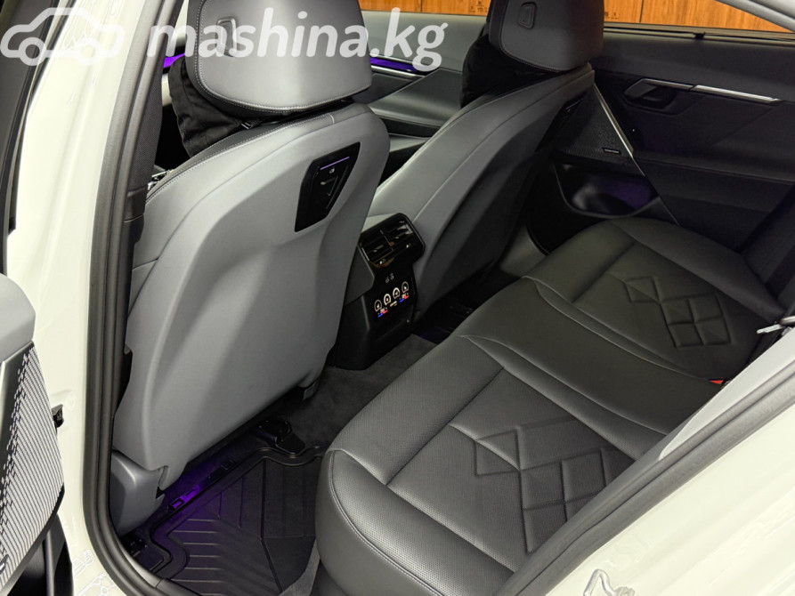BMW 5 серии VIII (G60/G61/G68) 530i xDrive 2.0, 2024 Бишкек - изображение 6