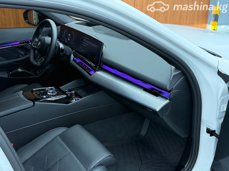 BMW 5 серии VIII (G60/G61/G68) 530i xDrive 2.0, 2024 Бишкек - изображение 9