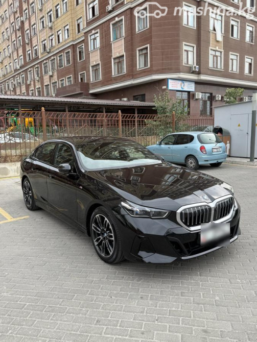 BMW 5 серии VIII (G60/G61/G68) 520i 2.0, 2024 Бишкек - изображение 2