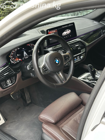 BMW 5 серии VII (G30/G31) Рестайлинг 530i 2.0, 2021 Бишкек - изображение 6