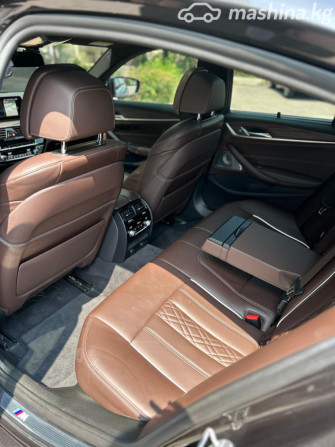 BMW 5 серии VII (G30/G31) 540i xDrive 3.0, 2019 Бишкек - сүрөт 9