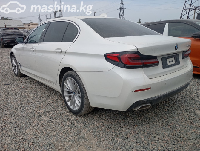 BMW 5 серии VII (G30/G31) Рестайлинг 525Li 2.0, 2022 Бишкек - изображение 4