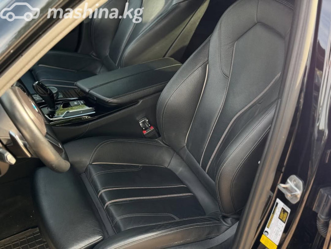 BMW 5 серии VII (G30/G31) 540i 3.0, 2018 Бишкек - изображение 8