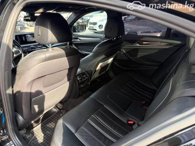 BMW 5 серии VII (G30/G31) 540i 3.0, 2018 Бишкек - изображение 12