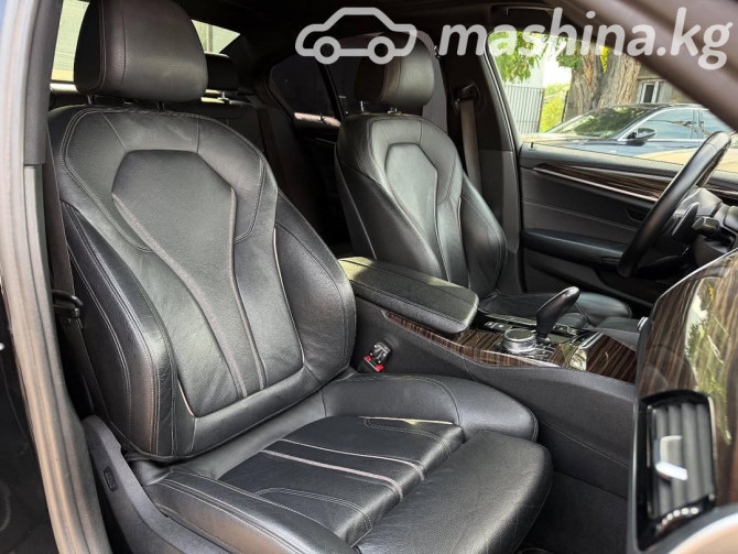 BMW 5 серии VII (G30/G31) 540i 3.0, 2018 Бишкек - изображение 9
