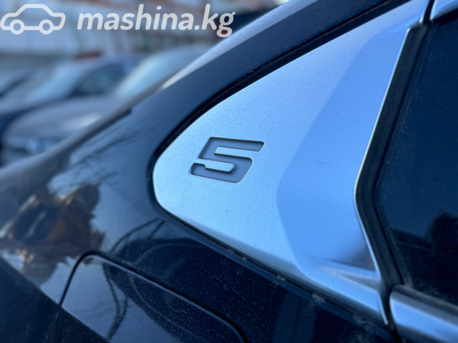BMW 5 серии VIII (G60/G61/G68) 530Li 2.0, 2024 Бишкек - изображение 3
