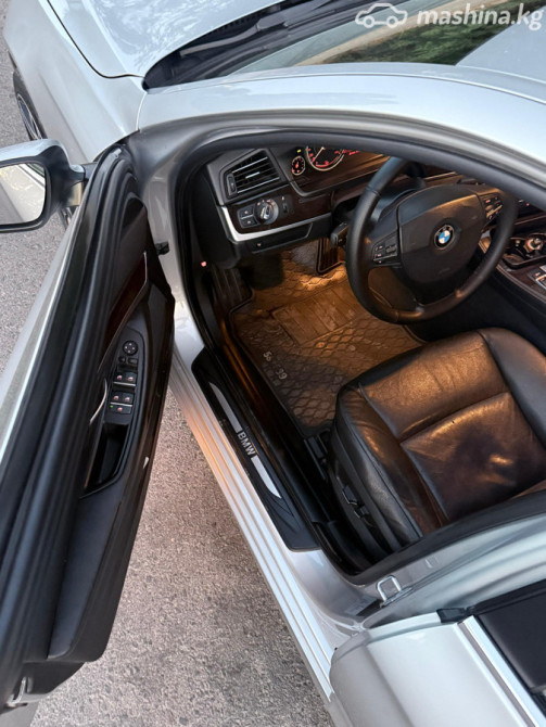 BMW 5 серии VI (F10/F11/F07) Рестайлинг 520d 2.0, 2013 Bishkek - photo 10