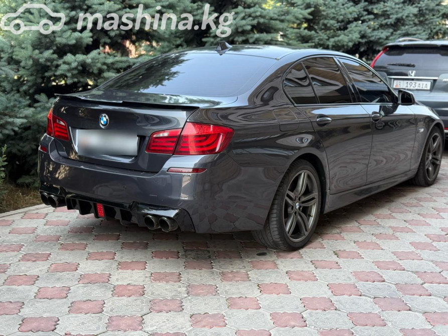 BMW 5 серии VI (F10/F11/F07) 550i xDrive 4.4, 2011 Бишкек - сүрөт 5