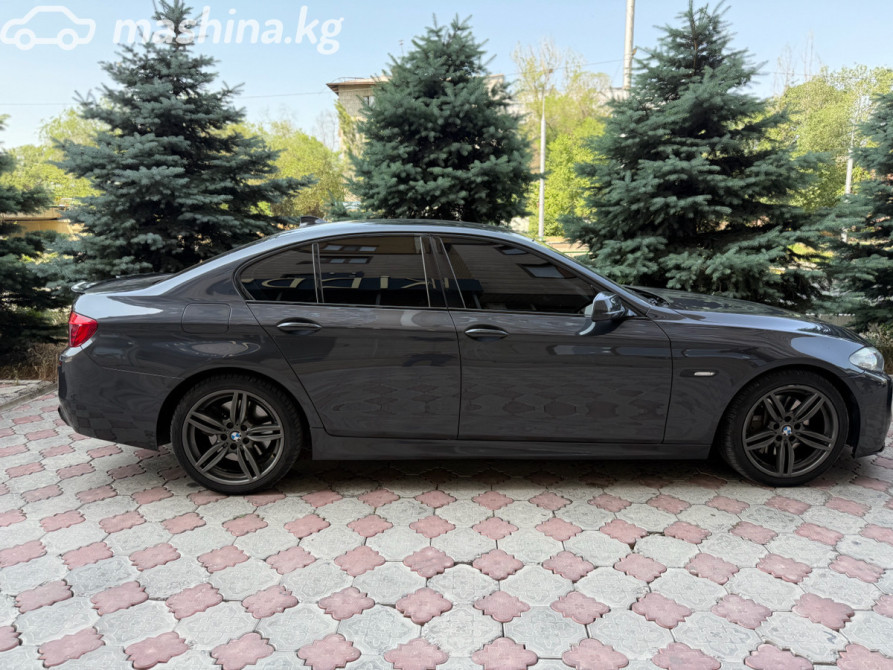 BMW 5 серии VI (F10/F11/F07) 550i xDrive 4.4, 2011 Бишкек - сүрөт 6