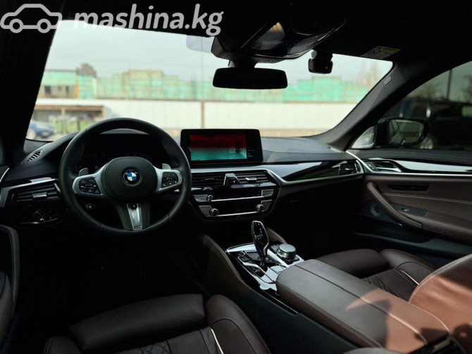 BMW 5 серии VII (G30/G31) Рестайлинг M550i xDrive 4.4, 2022 Бишкек - сүрөт 12