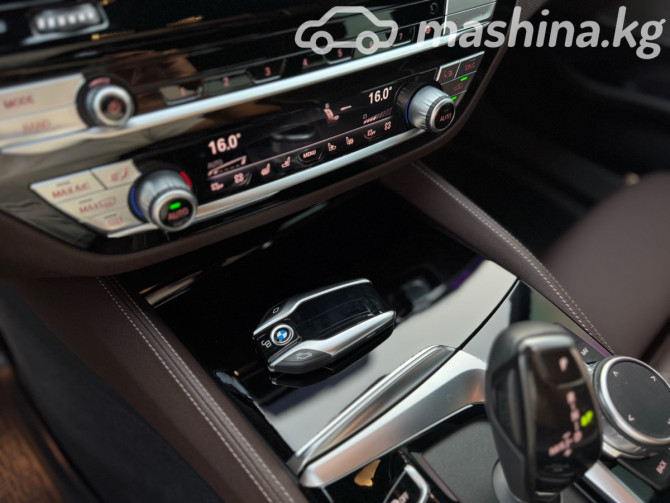 BMW 5 серии VII (G30/G31) Рестайлинг 530i 2.0, 2021 Бишкек - изображение 10