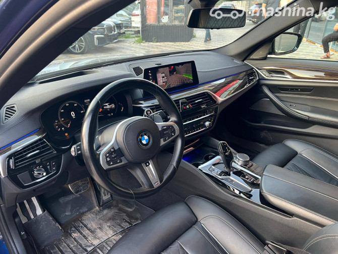 BMW 5 серии VII (G30/G31) M550i xDrive 4.4, 2019 Бишкек - изображение 4