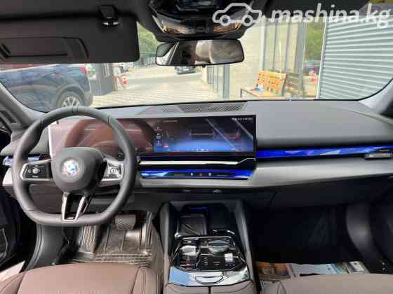 BMW 5 серии VIII (G60/G61/G68) 530Li 2.0, 2024 Бишкек