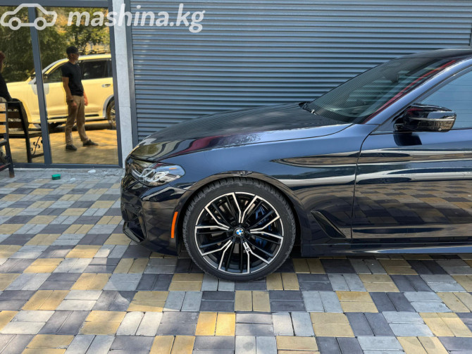 BMW 5 серии VII (G30/G31) Рестайлинг 540i 3.0, 2020 Бишкек - изображение 3