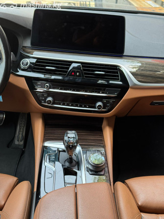 BMW 5 серии VII (G30/G31) Рестайлинг 540i 3.0, 2020 Бишкек - изображение 10