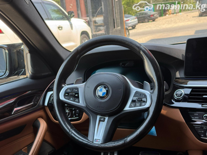 BMW 5 серии VII (G30/G31) Рестайлинг 540i 3.0, 2020 Бишкек - изображение 8