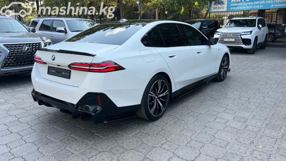 BMW 5 серии VIII (G60/G61/G68) 530i xDrive 2.0, 2023 Бишкек - сүрөт 5