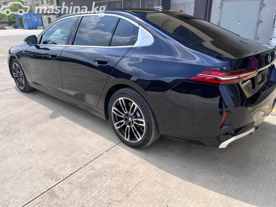 BMW 5 серии VIII (G60/G61/G68) 530i xDrive 2.0, 2024 Бишкек - сүрөт 3