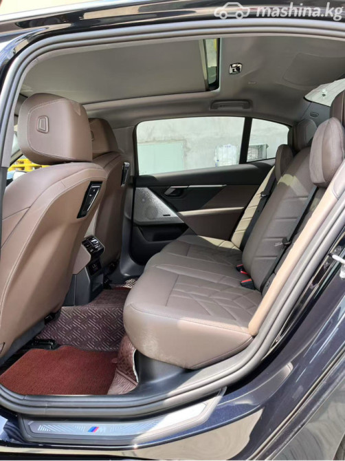 BMW 5 серии VIII (G60/G61/G68) 530i xDrive 2.0, 2024 Бишкек - сүрөт 11