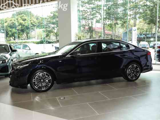 BMW 5 серии VIII (G60/G61/G68) 530i xDrive 2.0, 2025 Bishkek