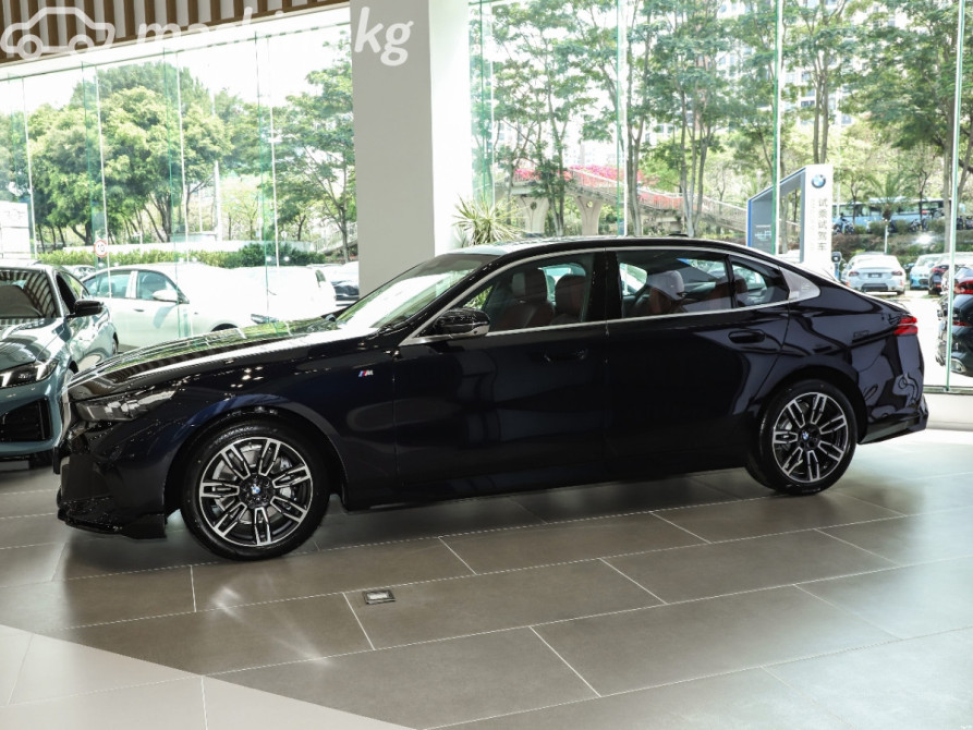 BMW 5 серии VIII (G60/G61/G68) 530i xDrive 2.0, 2025 Bishkek - photo 2