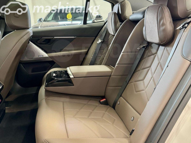 BMW 5 серии VIII (G60/G61/G68) 530i xDrive 2.0, 2025 Bishkek - photo 4