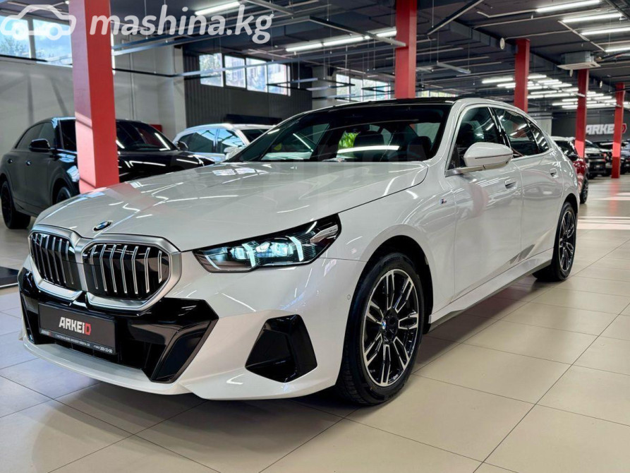 BMW 5 серии VIII (G60/G61/G68) 530i xDrive 2.0, 2025 Бишкек - сүрөт 1
