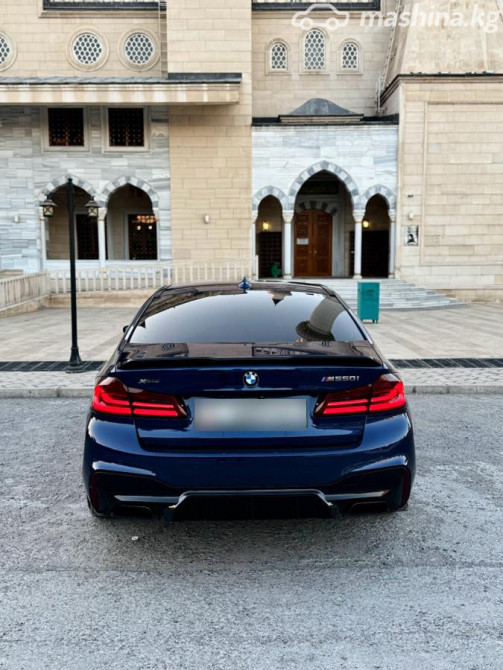 BMW 5 серии VII (G30/G31) M550i xDrive 4.4, 2018 Бишкек - сүрөт 4