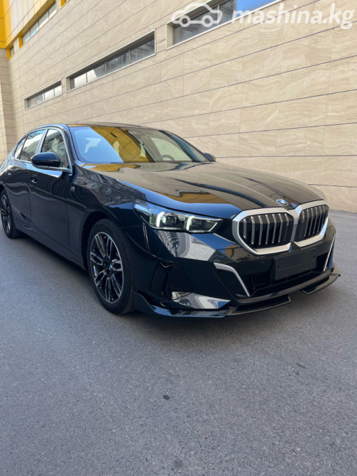 BMW 5 серии VIII (G60/G61/G68) 530i xDrive 2.0, 2024 Бишкек - сүрөт 2