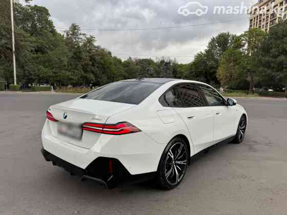 BMW 5 серии VIII (G60/G61/G68) 530i xDrive 2.0, 2023 Бишкек