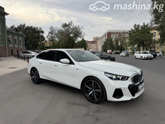 BMW 5 серии VIII (G60/G61/G68) 530i xDrive 2.0, 2023 Бишкек - изображение 1