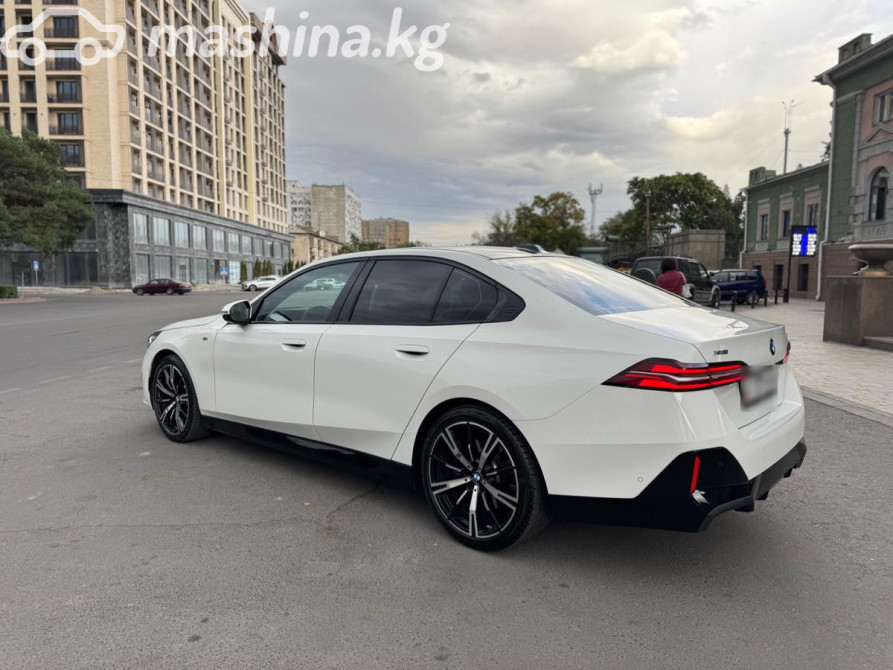BMW 5 серии VIII (G60/G61/G68) 530i xDrive 2.0, 2023 Бишкек - сүрөт 6