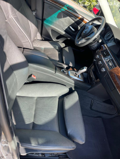 BMW 5 серии V (E60/E61) Рестайлинг 550i 4.8, 2008 Bishkek - photo 10