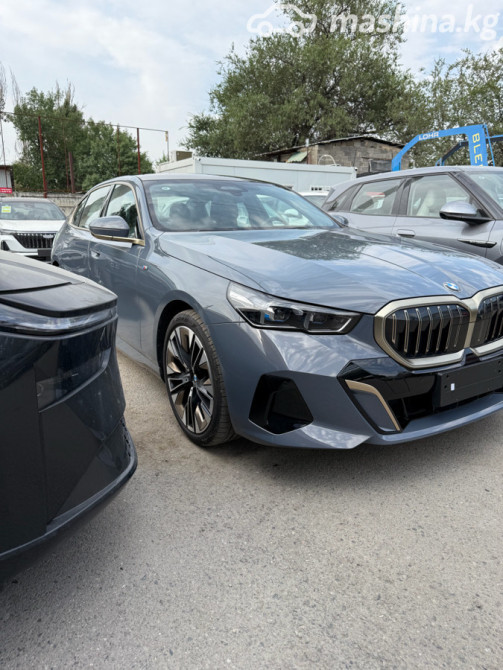 BMW 5 серии VIII (G60/G61/G68) 530Li 2.0, 2024 Бишкек - сүрөт 2