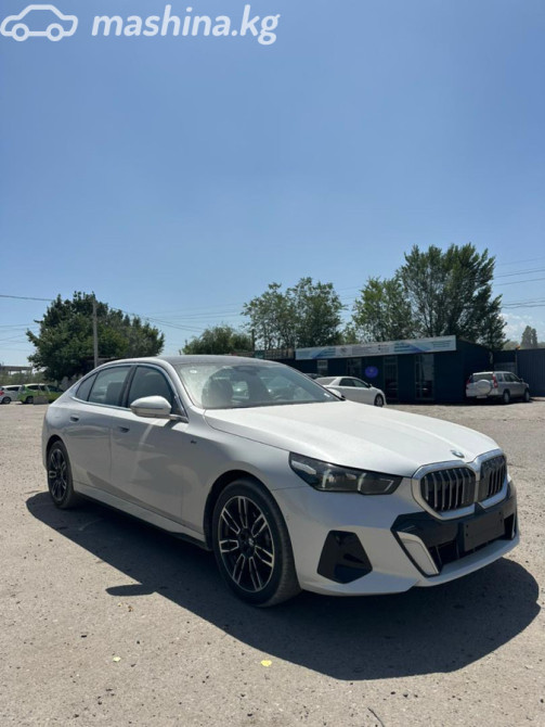 BMW 5 серии VIII (G60/G61/G68) 530i xDrive 2.0, 2024 Бишкек - сүрөт 2