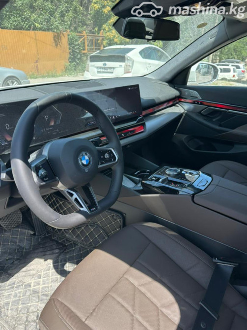 BMW 5 серии VIII (G60/G61/G68) 530i xDrive 2.0, 2024 Бишкек - сүрөт 5