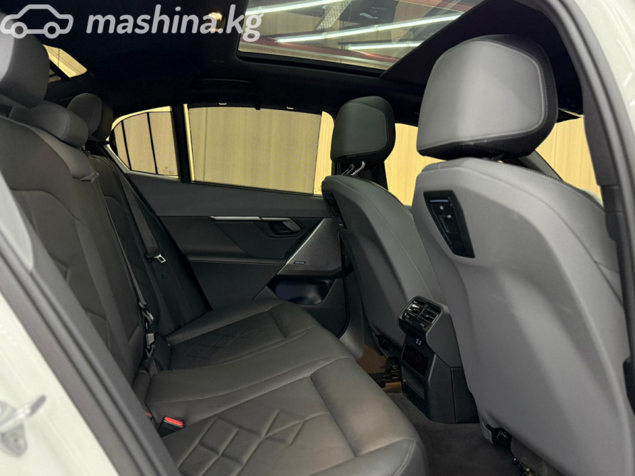 BMW 5 серии VIII (G60/G61/G68) 530i xDrive 2.0, 2023 Бишкек - сүрөт 8