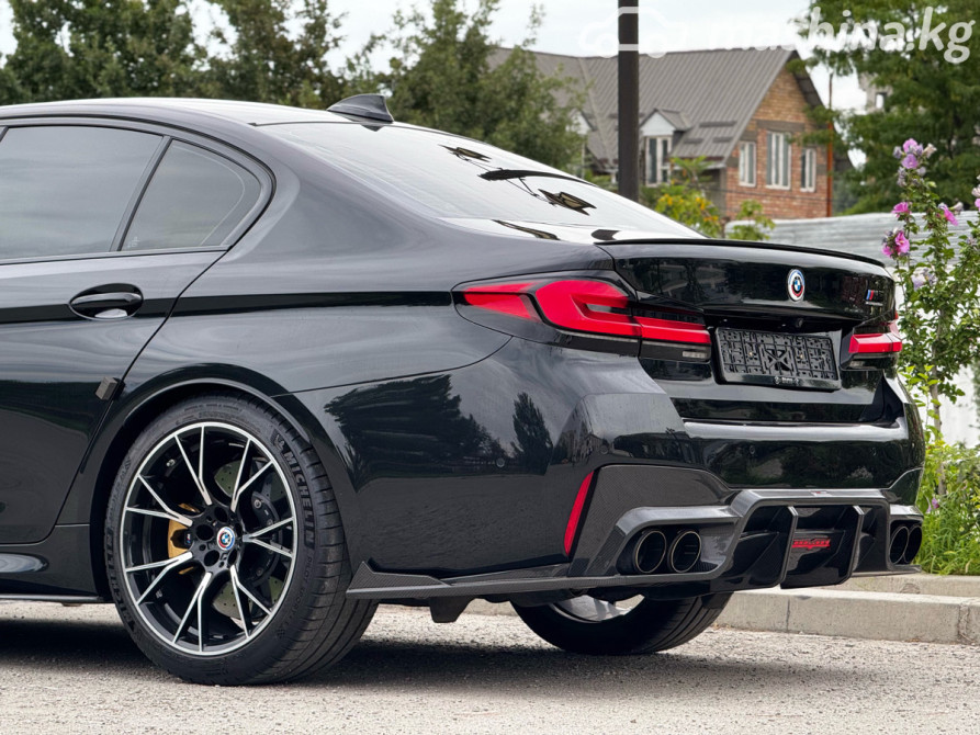 BMW 5 серии VII (G30/G31) Рестайлинг M550i xDrive 4.4, 2023 Бишкек - сүрөт 4