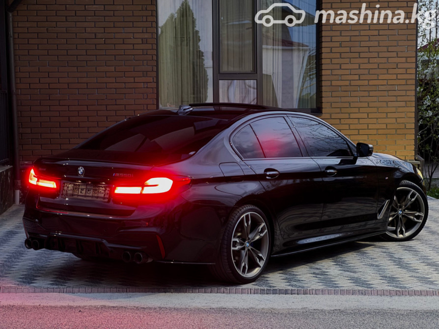 BMW 5 серии VII (G30/G31) M550i xDrive 4.4, 2018 Бишкек - сүрөт 4