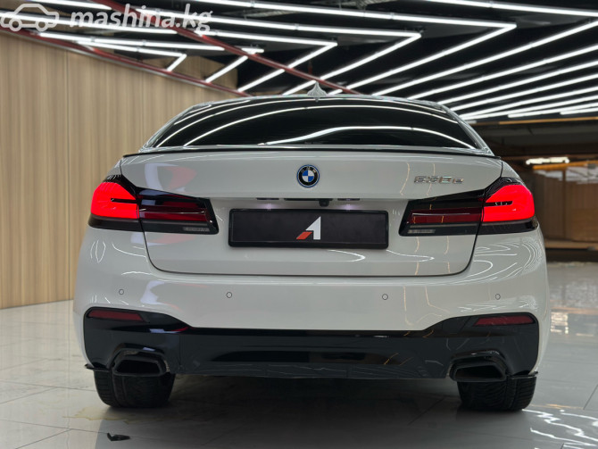 BMW 5 серии VII (G30/G31) Рестайлинг 530e 2.0, 2022 Бишкек - изображение 8