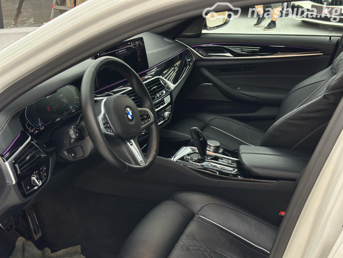 BMW 5 серии VII (G30/G31) Рестайлинг 530e 2.0, 2022 Бишкек - изображение 11