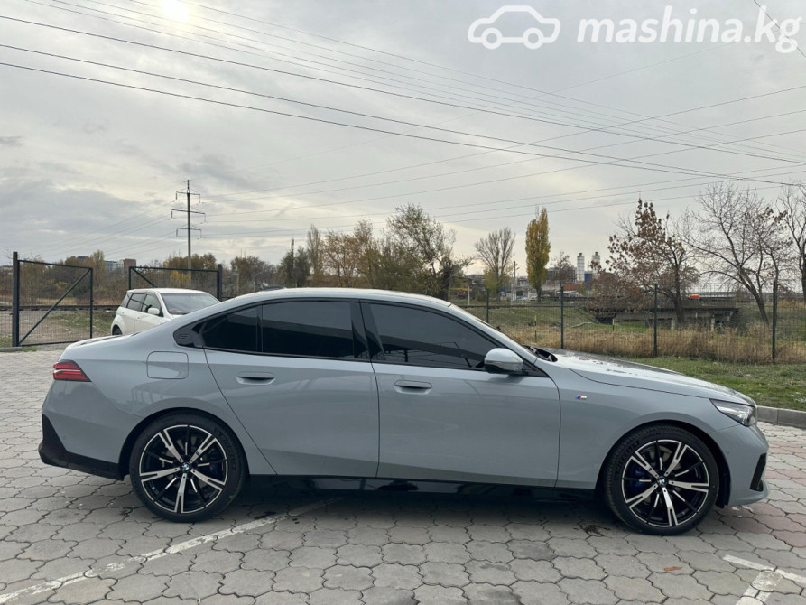BMW 5 серии VIII (G60/G61/G68) 530i xDrive 2.0, 2024 Бишкек - сүрөт 3