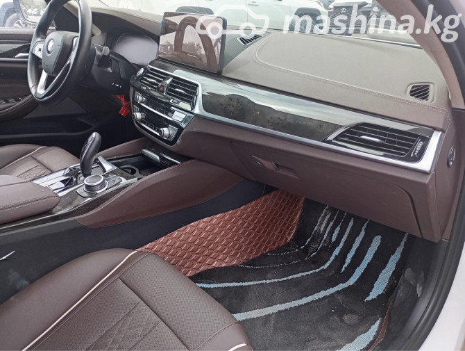 BMW 5 серии VII (G30/G31) Рестайлинг 530i 2.0, 2022 Бишкек - изображение 5
