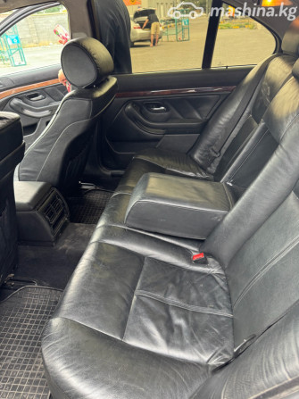BMW 5 серии IV (E39) Рестайлинг 525i 2.5, 2001 Бишкек - изображение 8