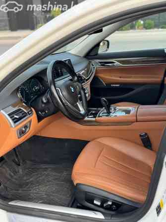 BMW 7 серии VI (G11/G12) 740Li xDrive 3.0, 2018 Бишкек