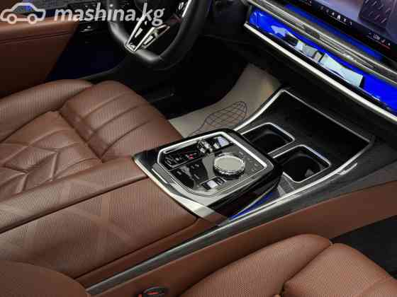 BMW 7 серии VII (G70) M760e xDrive 3.0, 2023 Бишкек