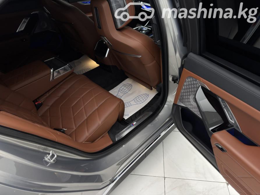 BMW 7 серии VII (G70) M760e xDrive 3.0, 2023 Бишкек - сүрөт 8