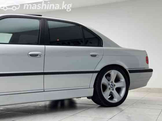 BMW 7 серии III (E38) Рестайлинг 740i 4.4, 2000 Бишкек